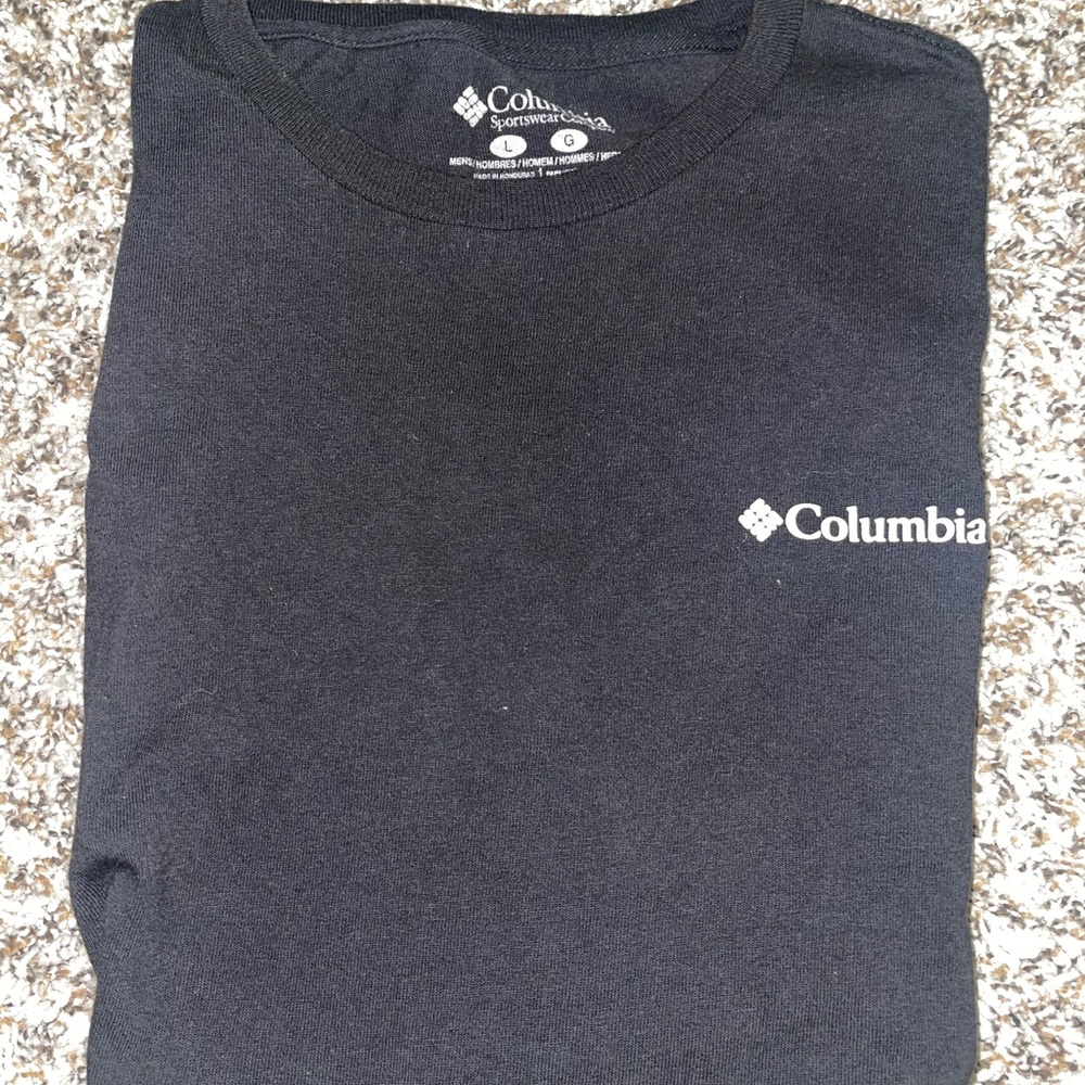 Columbia L Black t-shirt